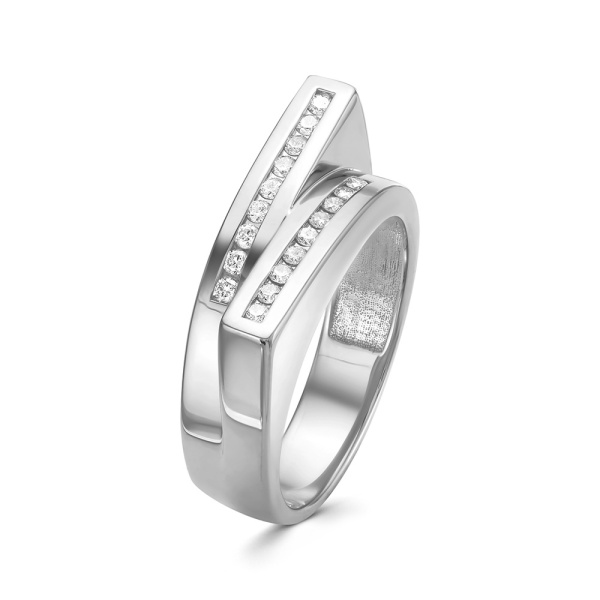 Кольцо из белого золота с бриллиантами