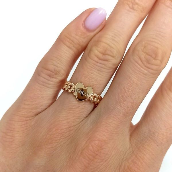 Кольцо из красного золота