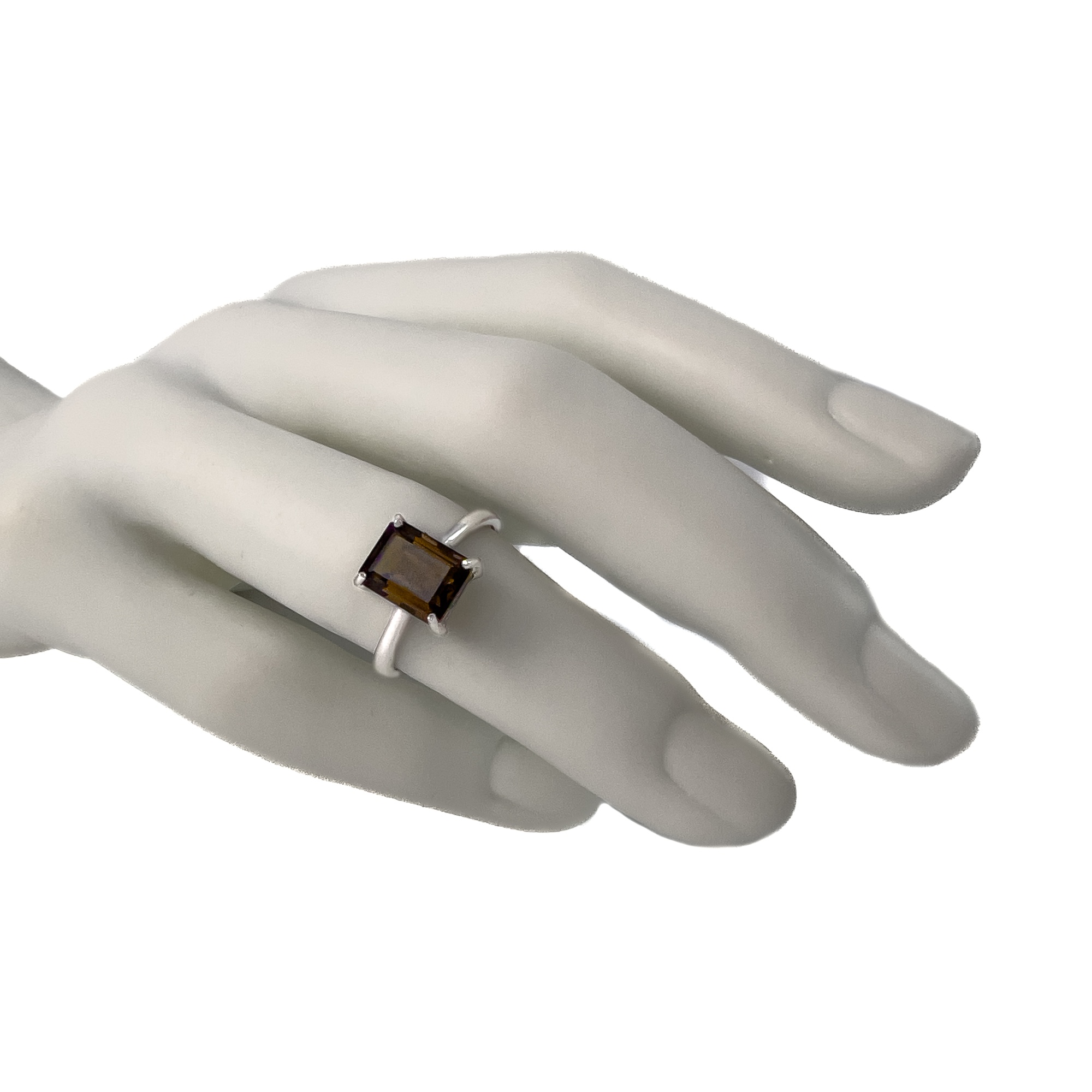 Кольцо из серебра с раухтопазом