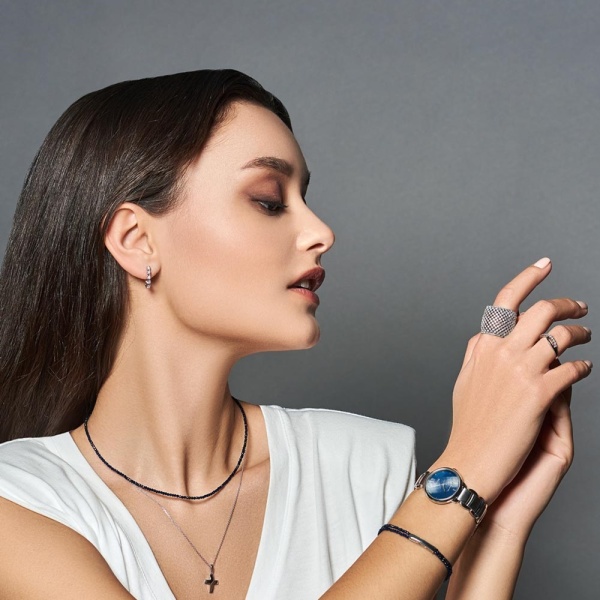 Серьги из белого золота с бриллиантами