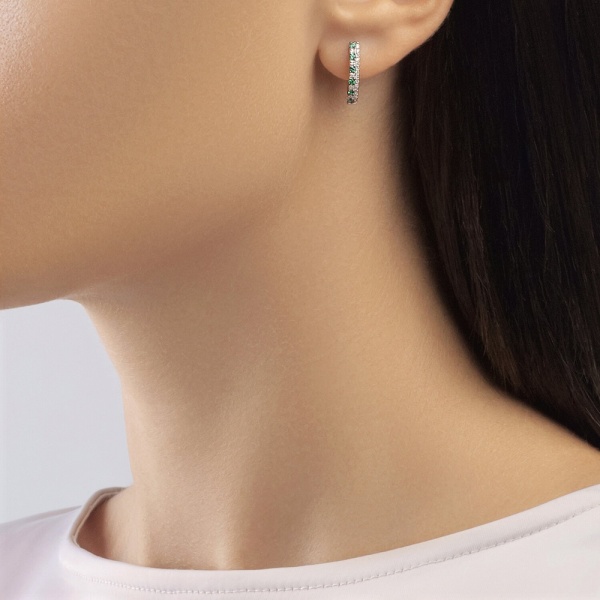 Серьги из красного золота с изумрудами и бриллиантами