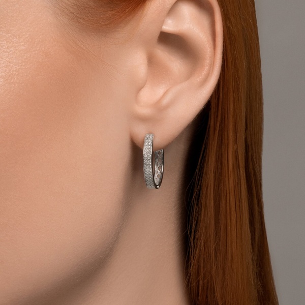 Серьги конго из белого золота с бриллиантами