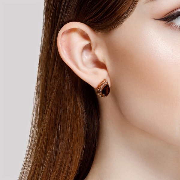 Серьги из красного золота с раухтопазом и фианитами