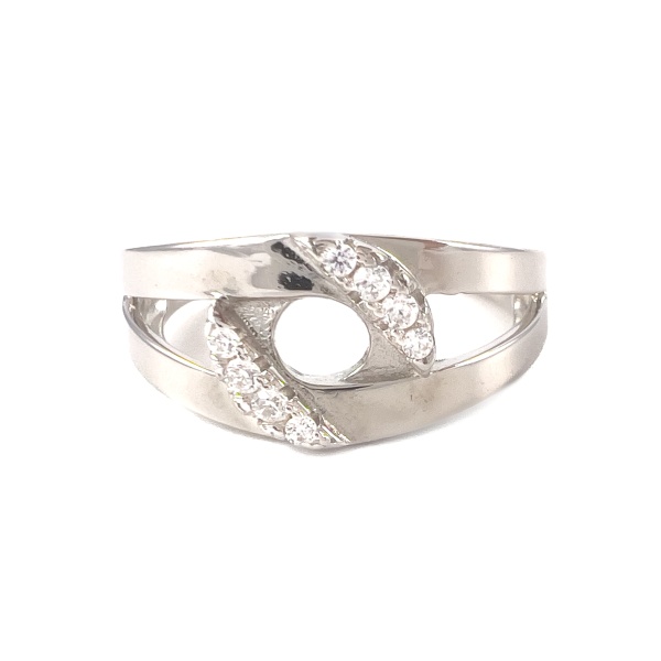 Кольцо из серебра с фианитами