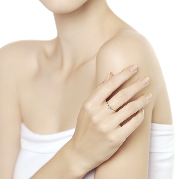 Кольцо из золота с бриллиантами