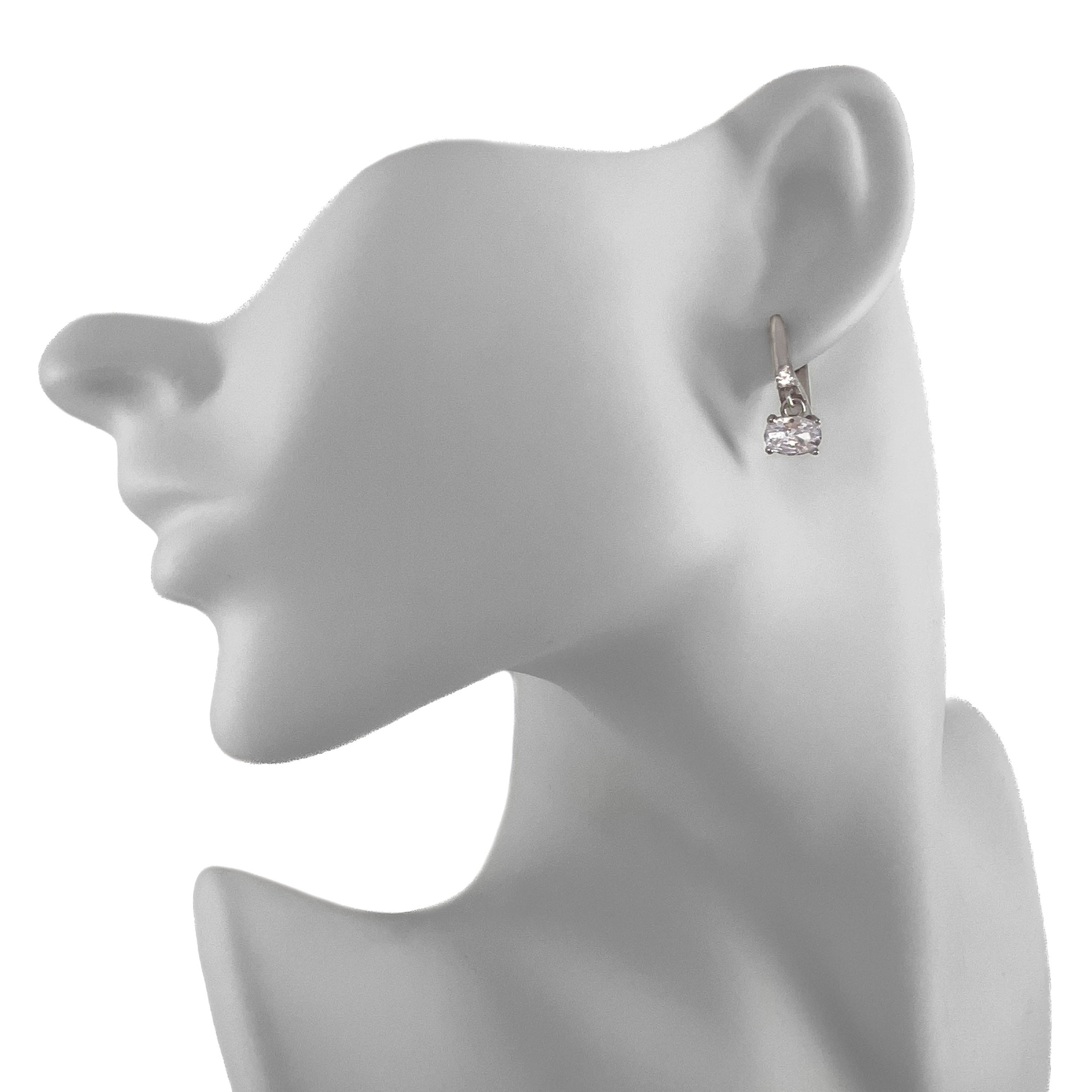 Серьги из серебра с цирконами