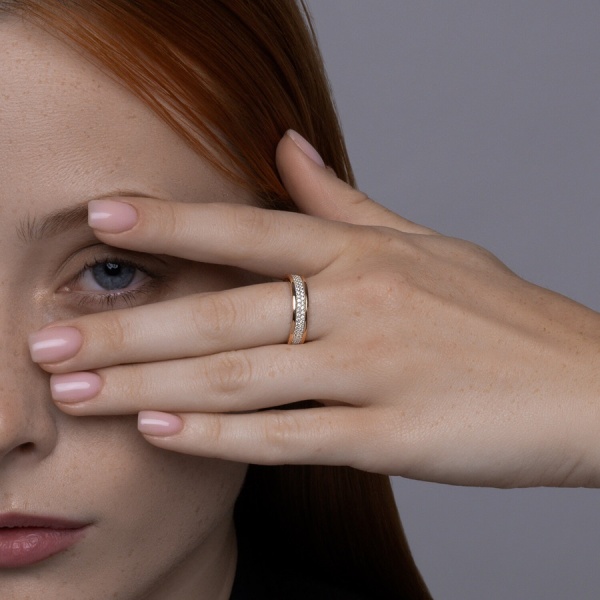 Кольцо из красного золота с фианитами