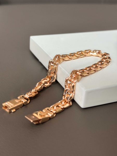 Браслет из красного золота, плетение «Бисмарк»