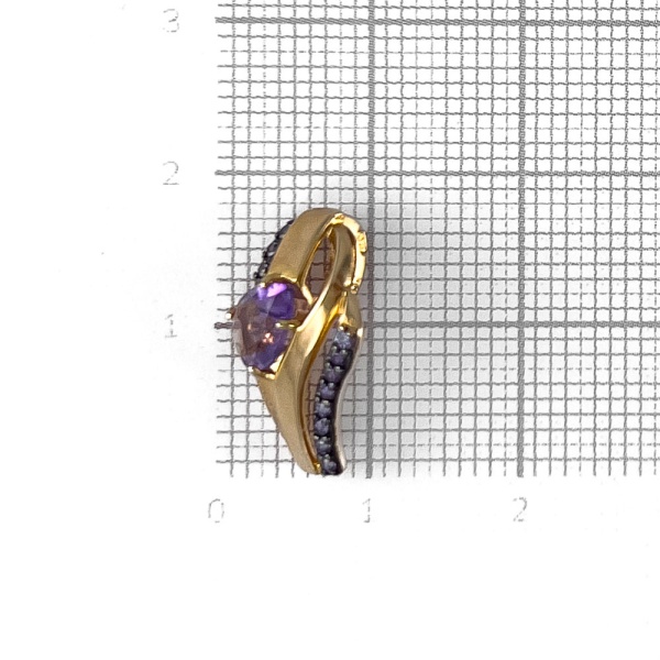Подвеска из золота с аметистом и фианитами