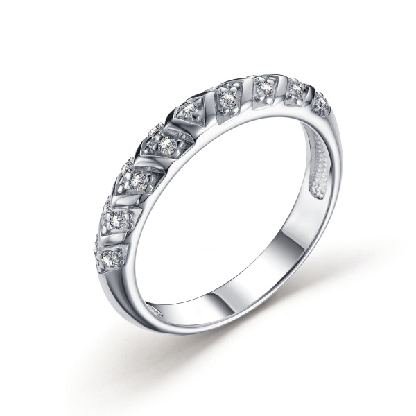 Кольцо из серебра с фианитами