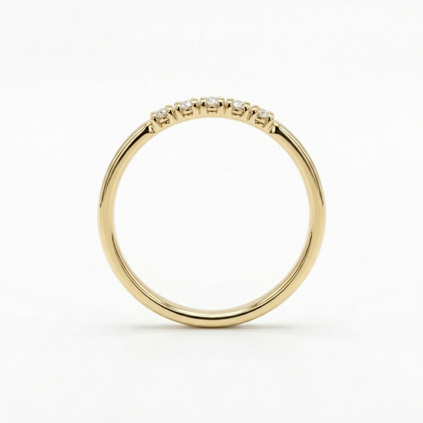 Кольцо из желтого золота с бриллиантами