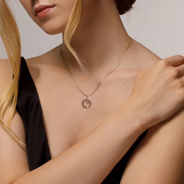 Подвеска «Пяточки» из красного золота 585 пробы