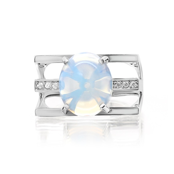 Кольцо из серебра с лунным камнем и фианитами